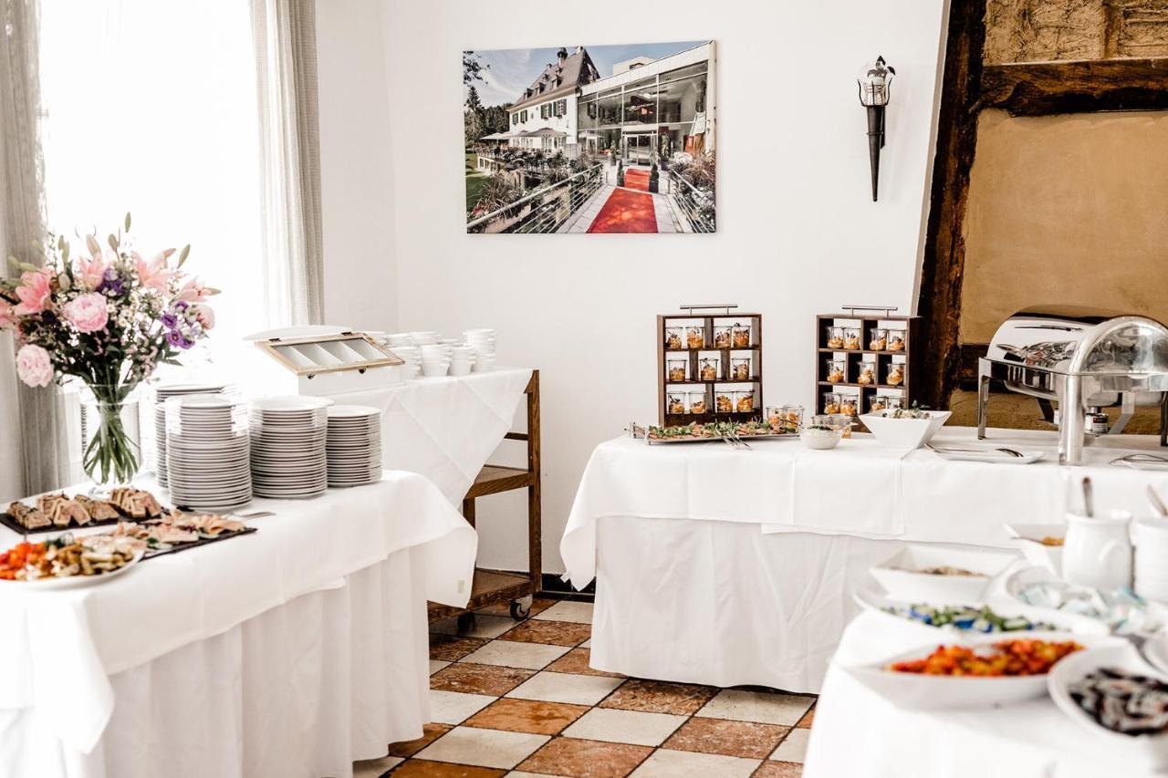 Hotel Gut Landscheid ブルシャイト エクステリア 写真