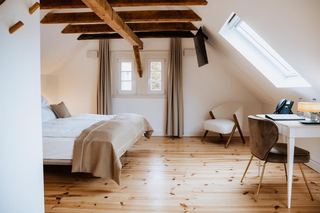 Hotel Gut Landscheid ブルシャイト エクステリア 写真